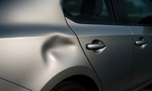 車の小さなキズ、ヘコミの修理